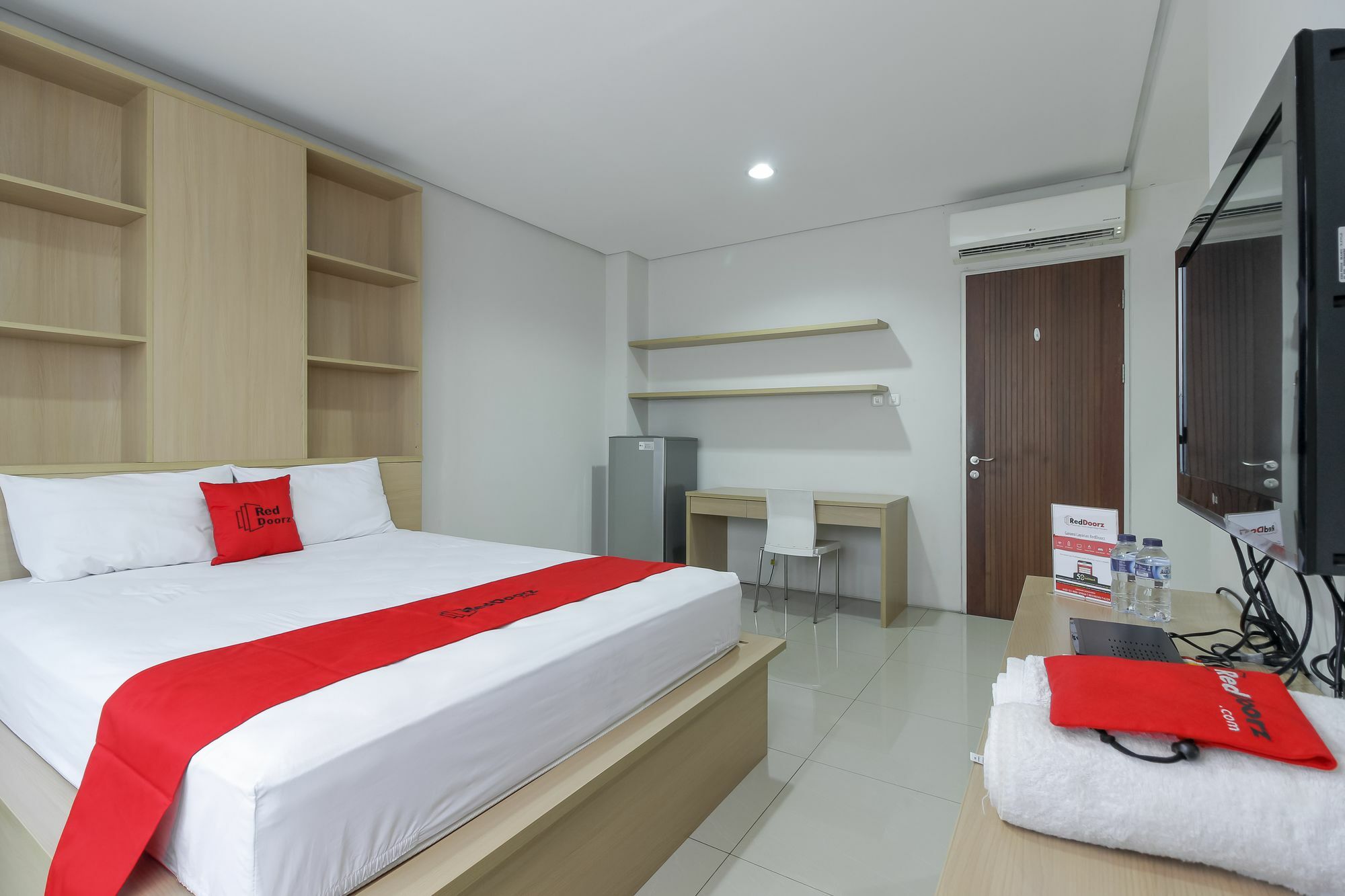 Reddoorz @ Patal Senayan 4 Hotell Jakarta Eksteriør bilde